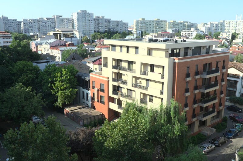 Parcul Kiseleff, Dr. Iacob Felix, Banu Manta, Victoriei, studio.